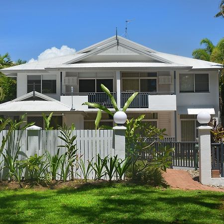 Seascape Holidays - Tropic Sands Aparthotel Port Douglas Buitenkant foto