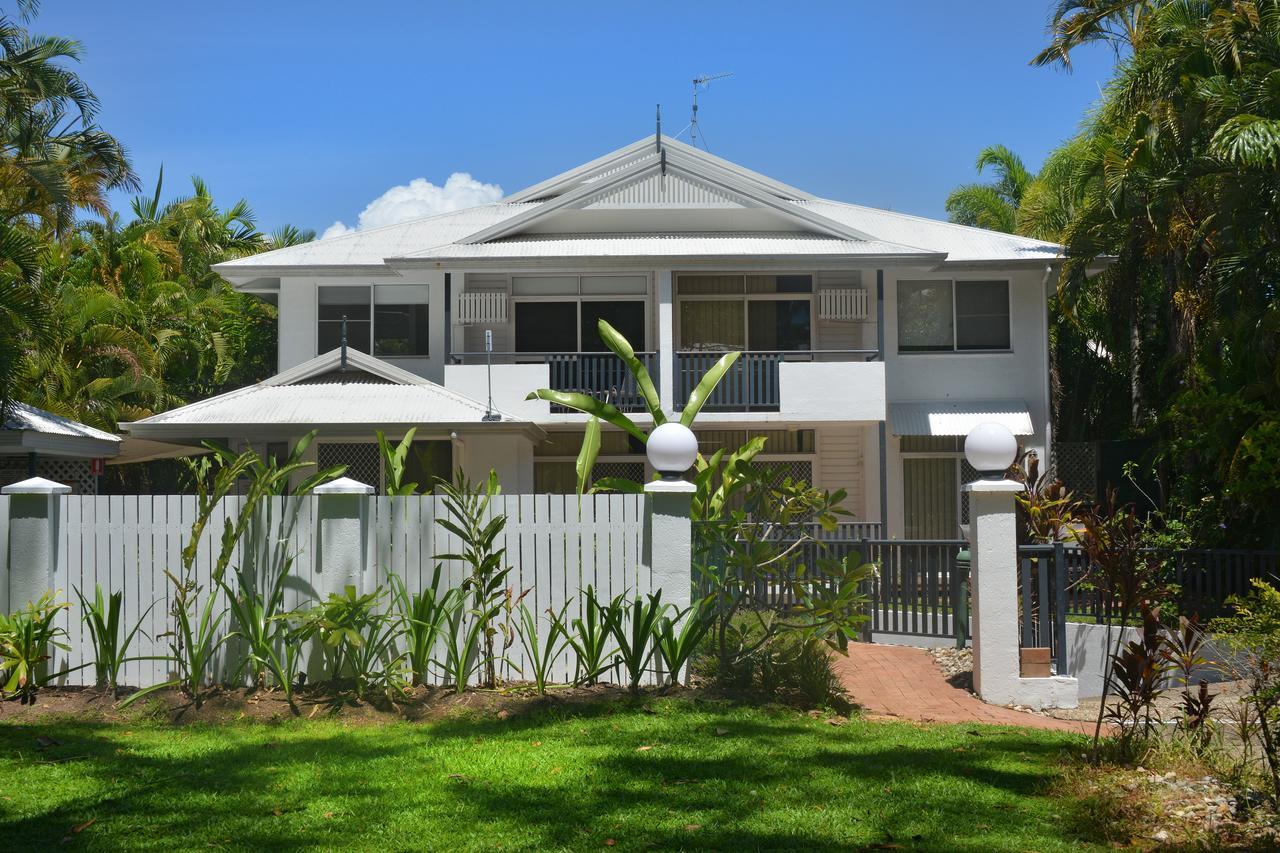 Seascape Holidays - Tropic Sands Aparthotel Port Douglas Buitenkant foto